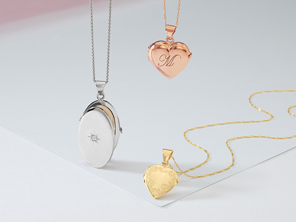 How to Print and Put a Picture in a Locket Pendant